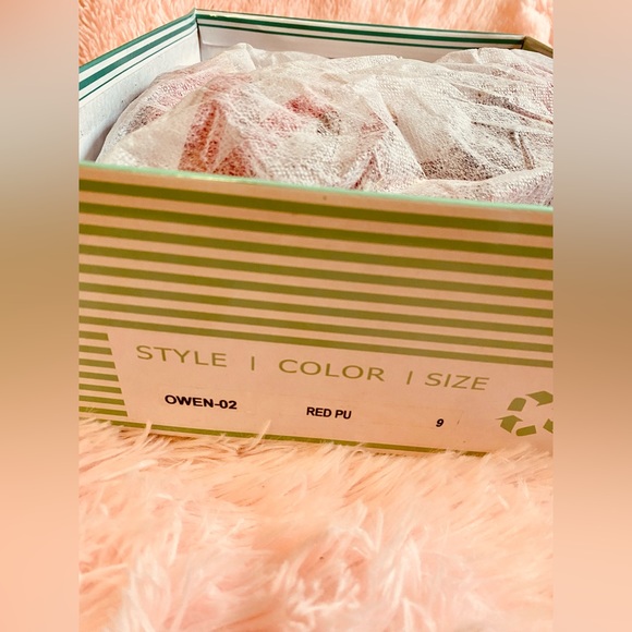 NEW FAHRENHEIT STRAPPY STUDDED PUMPS,RED 8-8.5 - Picture 6 of 8